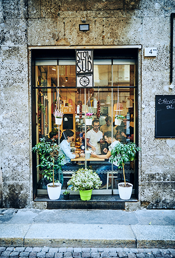 SlowSud Restaurant, in der N&auml;he des Mail&auml;nder Doms (Foto)