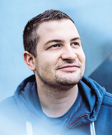 Peter Praeder (photo)
