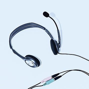 Headphones (photo)