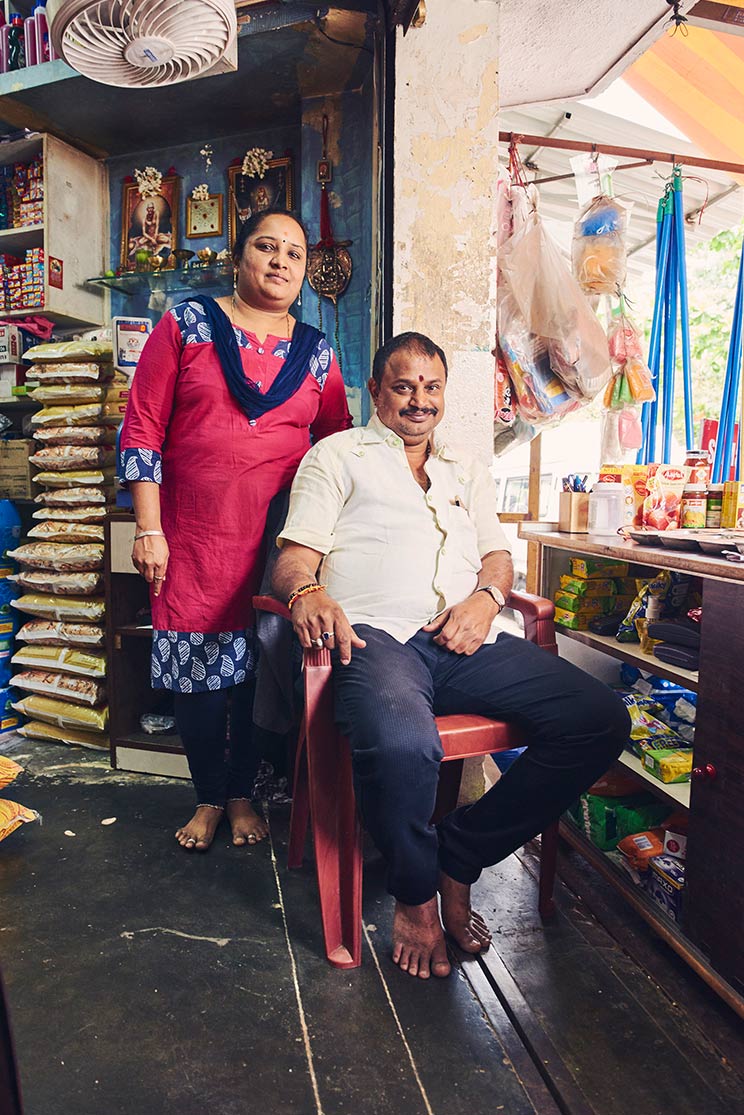 METRO Cash & Carry Partner Arun P. with his wife (photo)